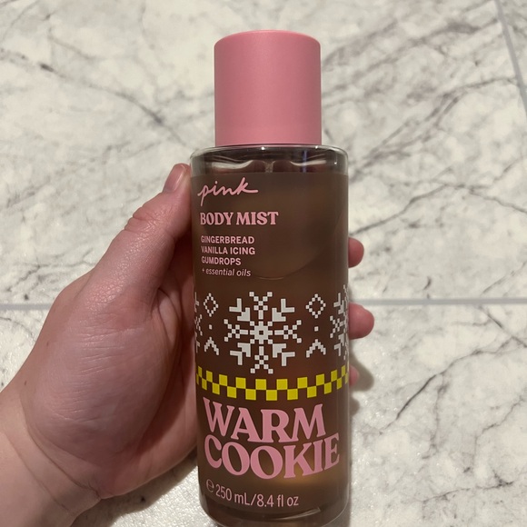 PINK Victoria's Secret Warm Cookie Fragrance Mist with Pink Cap - Picture 2 of 2